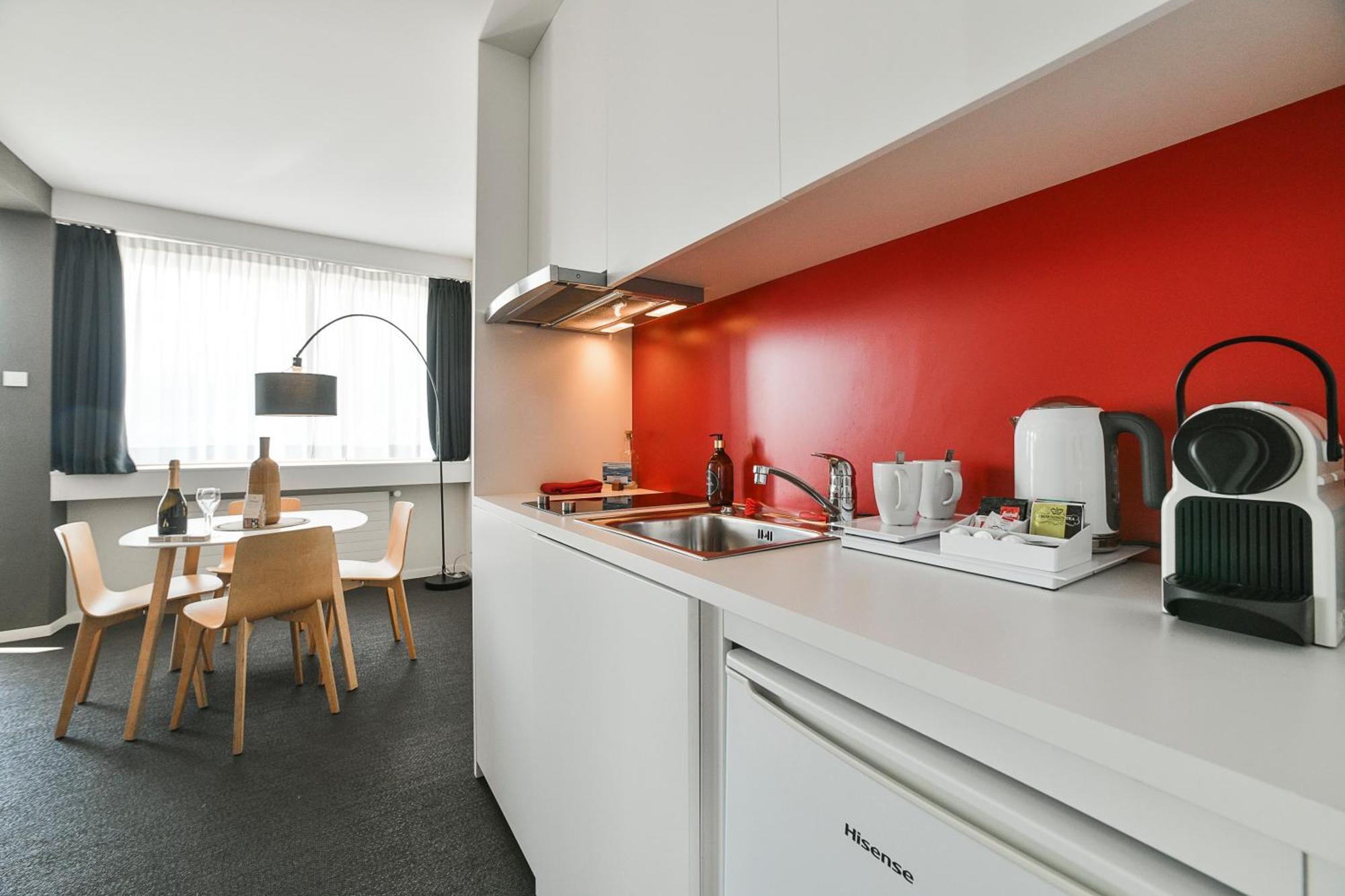 Home Swiss Hotel Geneva Luaran gambar